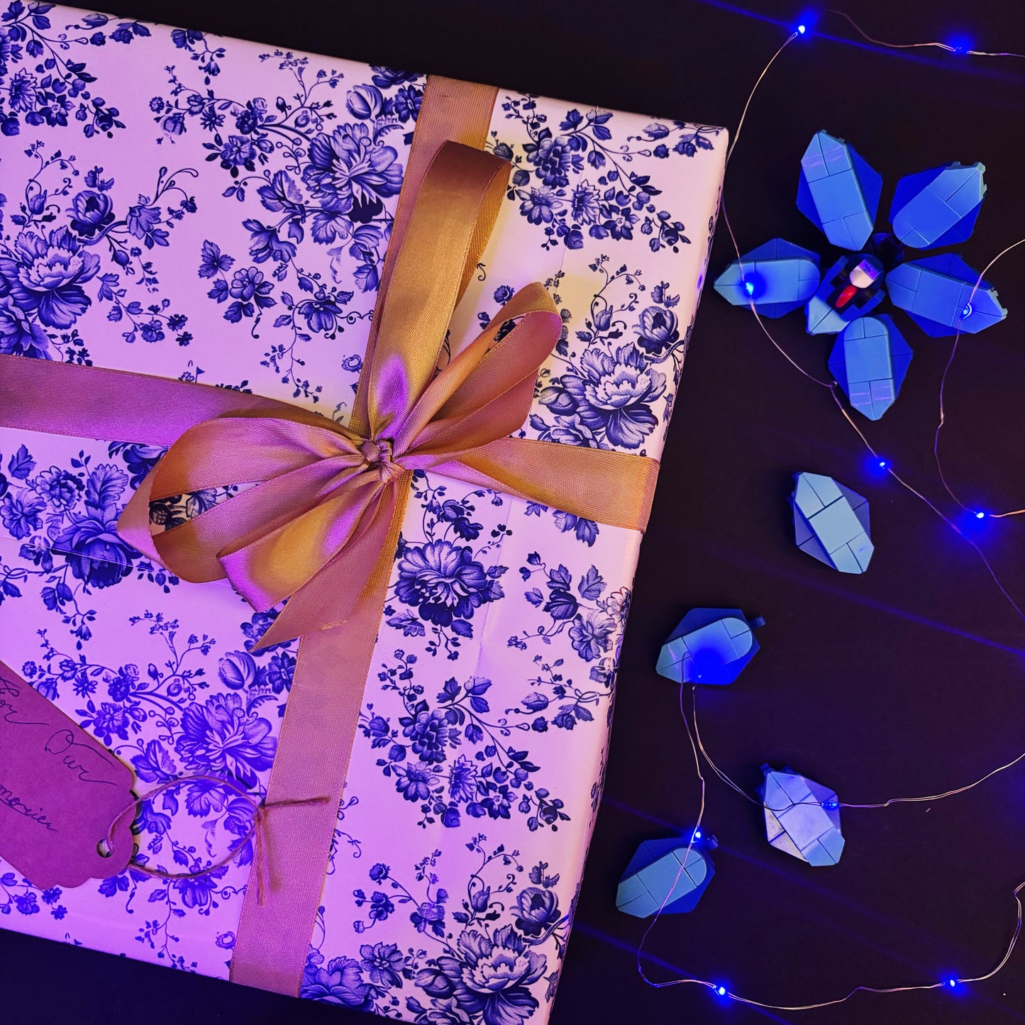 MoonLight Orchid Mini Date Box